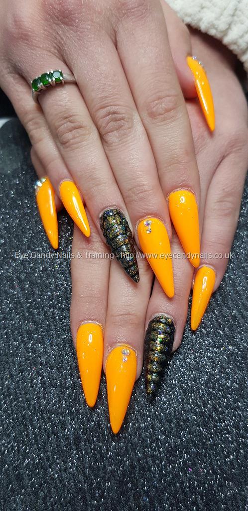 Snakeskin fingernail art | Time Out Abu Dhabi